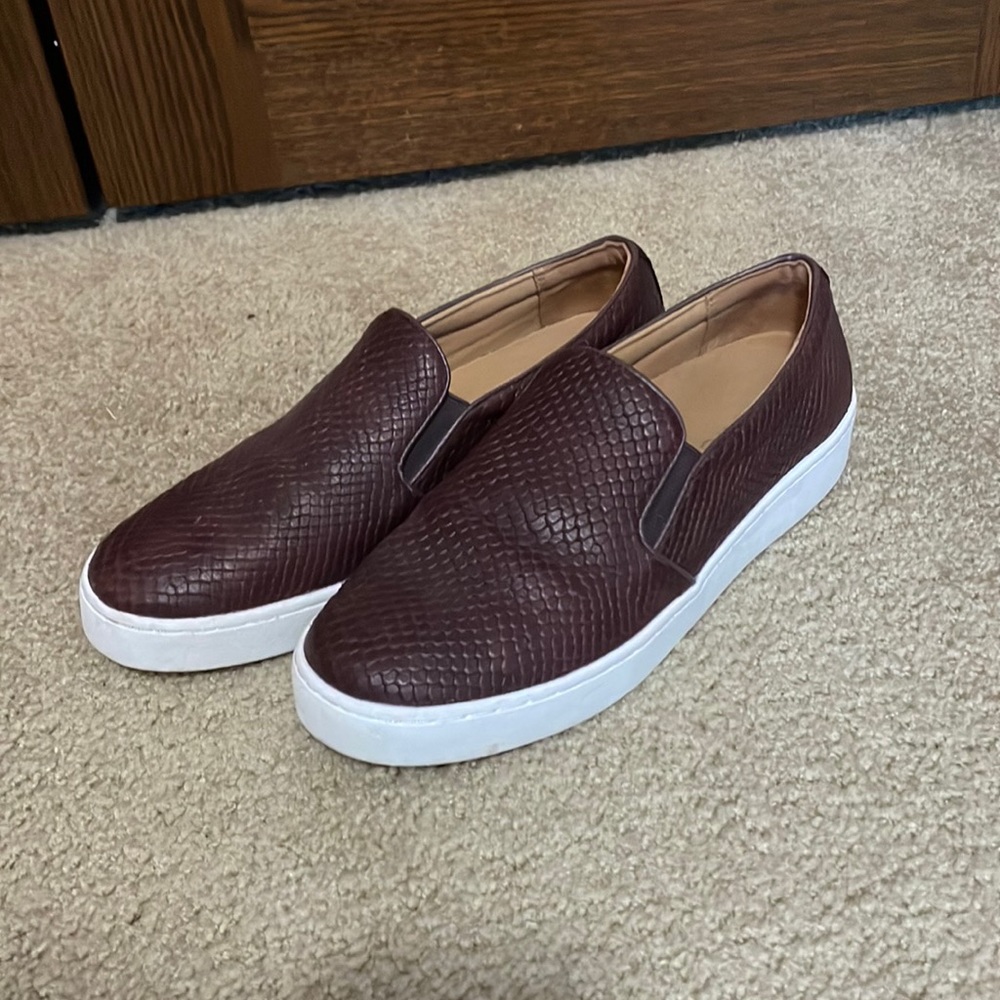 Vionic Sneakers